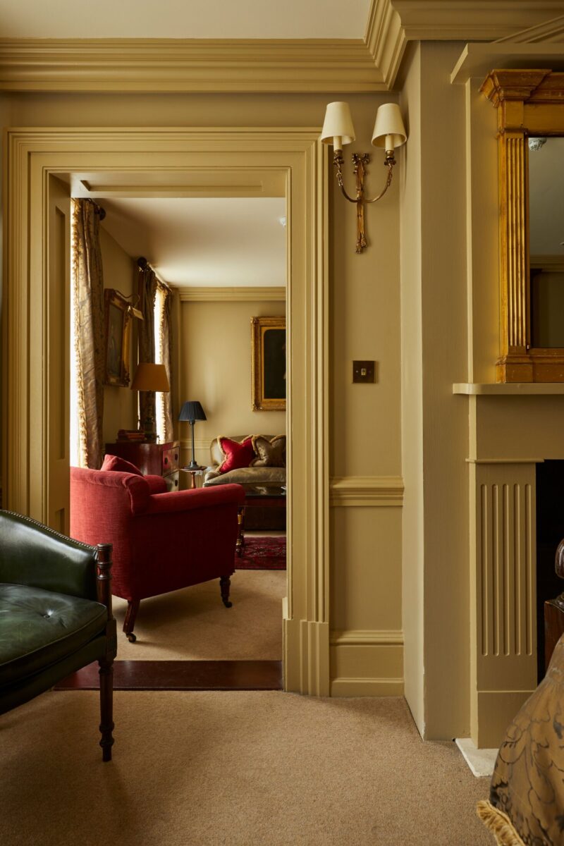 BL JSUI Sitting room and bed JAA_1930