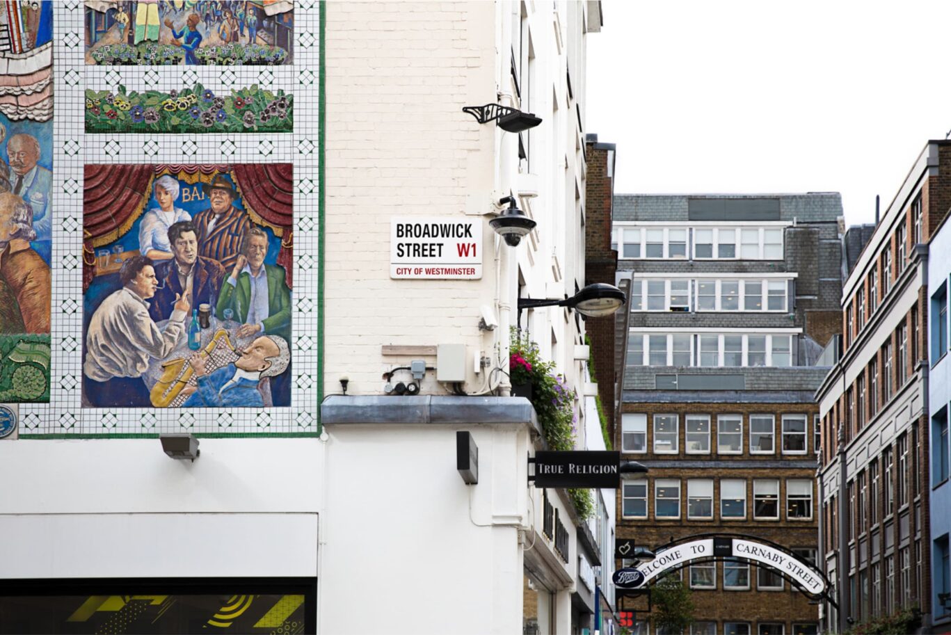 rookery-neighbourhood-the-spirit-of-soho-mural
