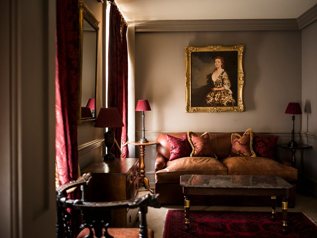 ‘s Junior Suite Garthwaite sitting room