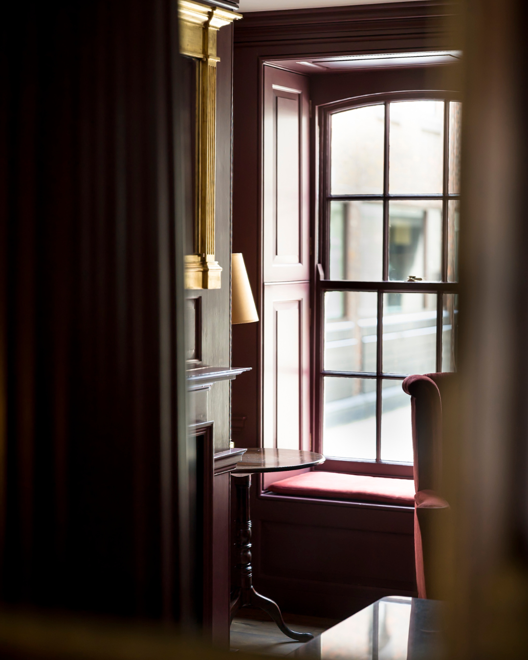 ‘s Web Portrait The Parlour